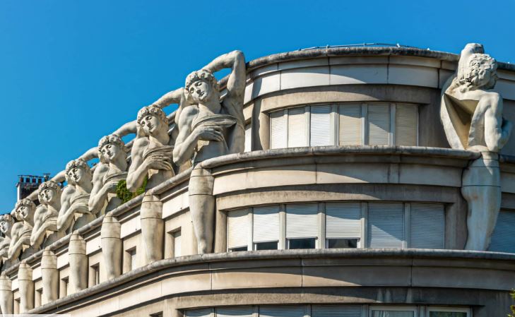 Façade le l'hôtel de police de Paris, 12e arrondissement