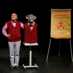 Détails sur le spectacle Titus, les dangers de la lecture