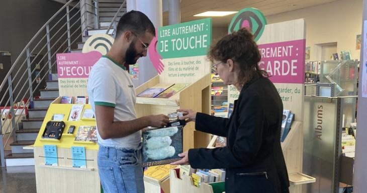 Espace Lire autrement présenté par les bibliothécaires